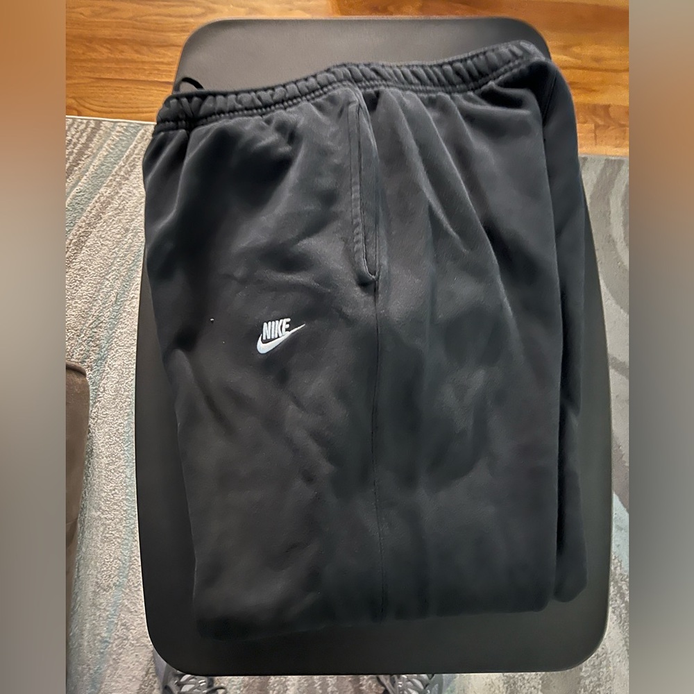 Sweat pants